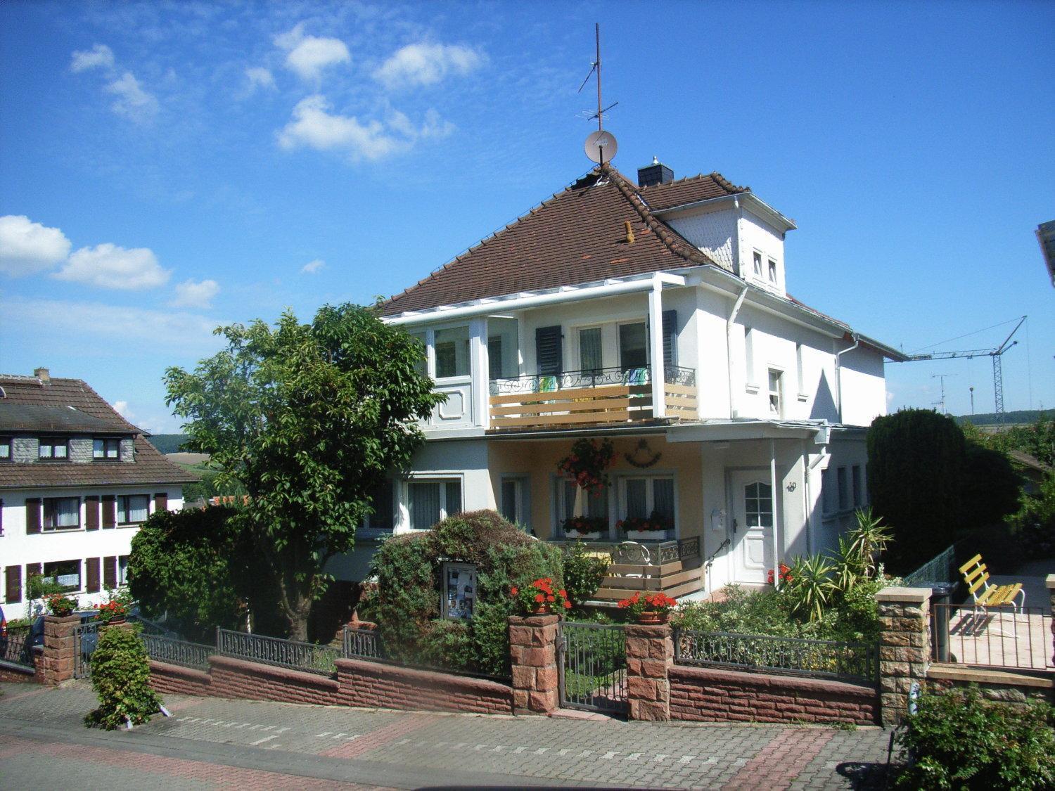 Hotel Schloessmann Garni Bad Konig Exterior photo